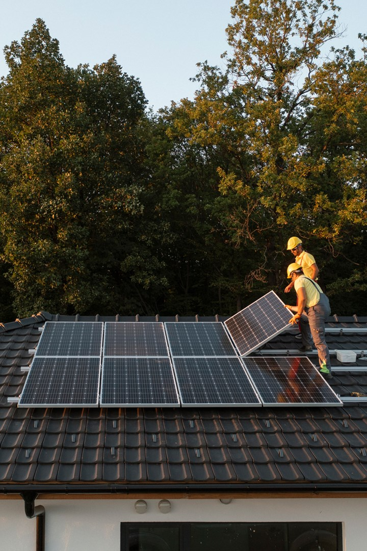 Solar Panel Installers: Harnessing the Power of the Sun