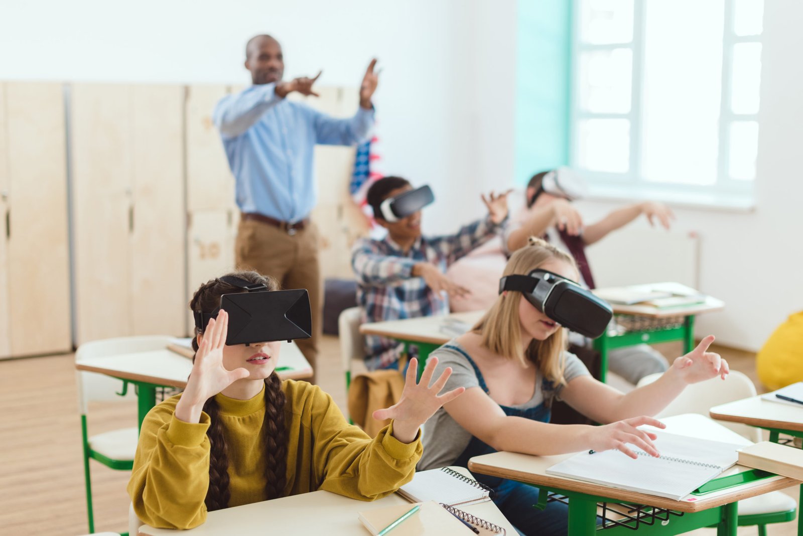 Augmented Reality In The Classroom: A Beginner's Guide