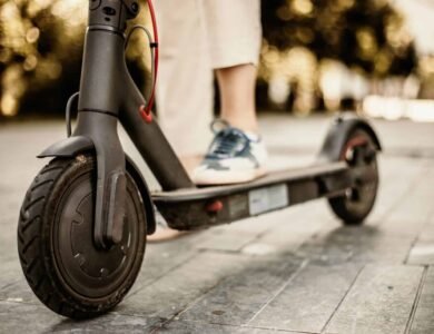 Electric Scooter Guide: Save Money, Go Green!